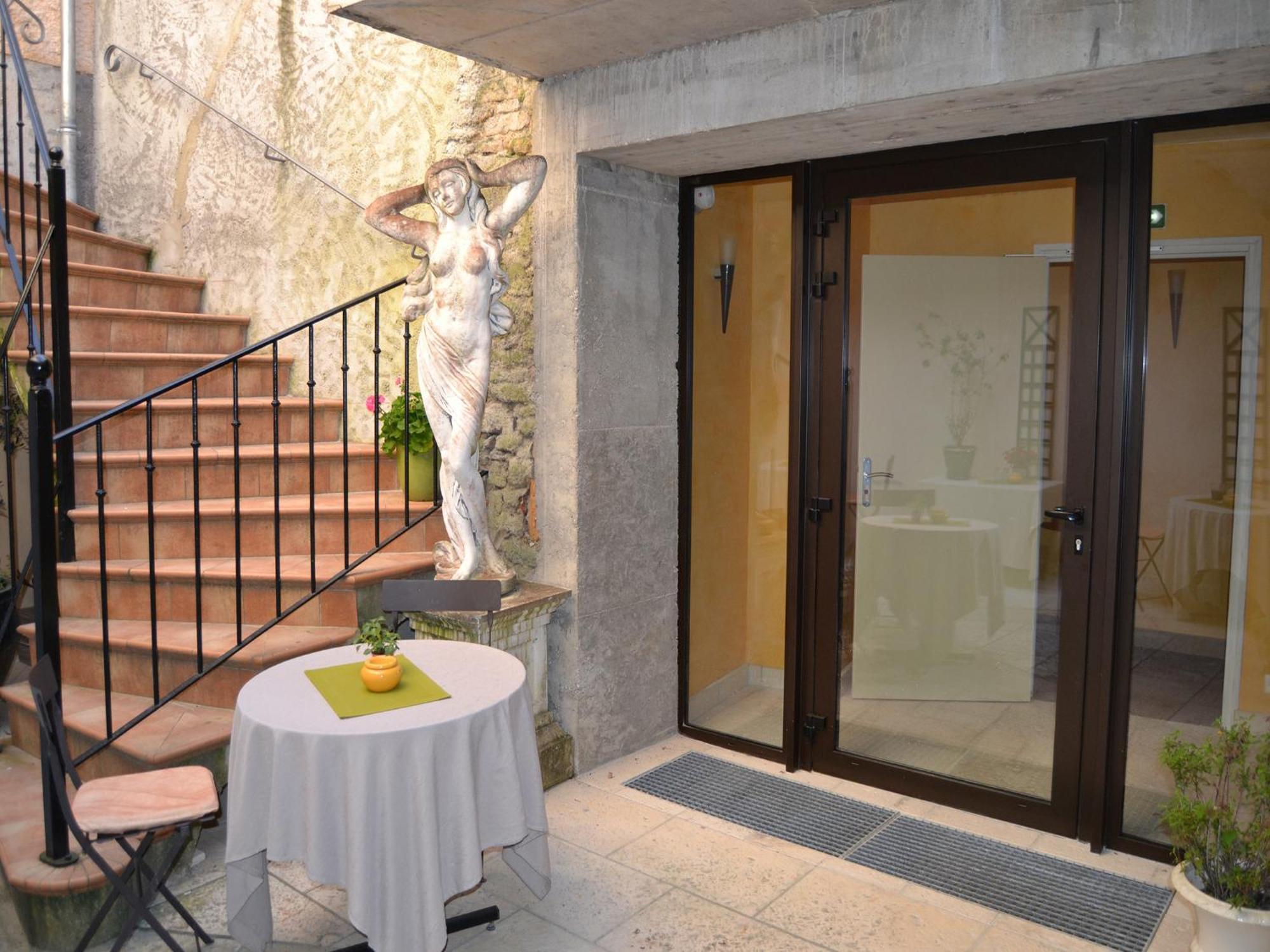 Hostellerie De La Poste Clamecy  Exterior foto